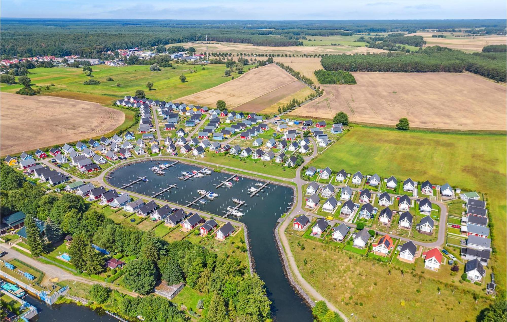 Villa Haus Ankerplatz Zerpenschleuse Esterno foto